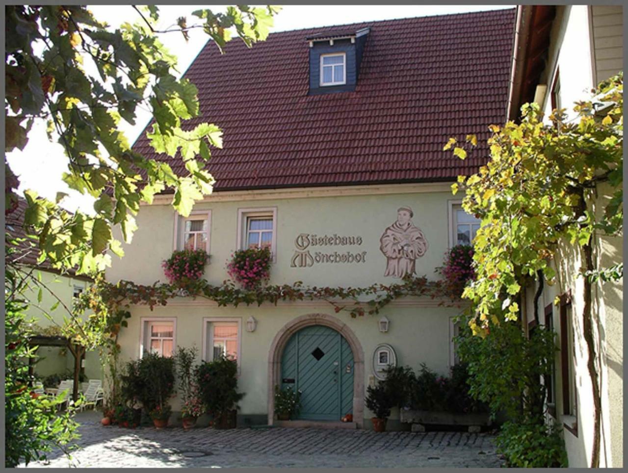 Gaestehaus Moenchshof Sommerhausen Bagian luar foto
