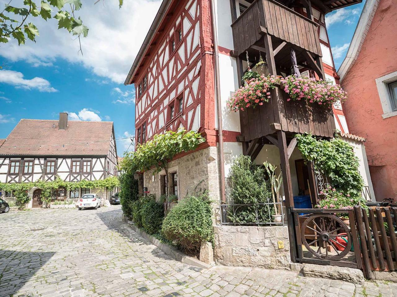 Gaestehaus Moenchshof Sommerhausen Bagian luar foto